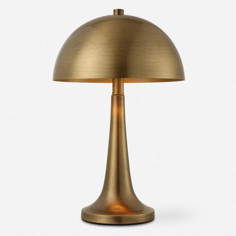 Dame Table Lamp