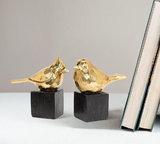 Holiday - Small Cardinal on Base