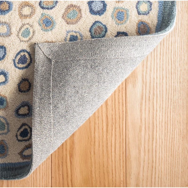 Cat's Paw Mineral Wool Rug